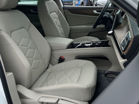 New 2026 Volkswagen Atlas SE image 10