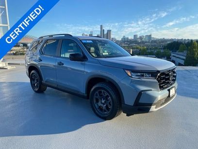 Certified 2025 Honda Pilot TrailSport
