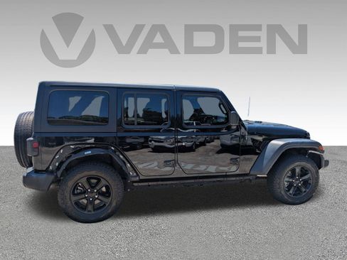 Used 2022 Jeep Wrangler Unlimited Sport AWD/4WD image 24