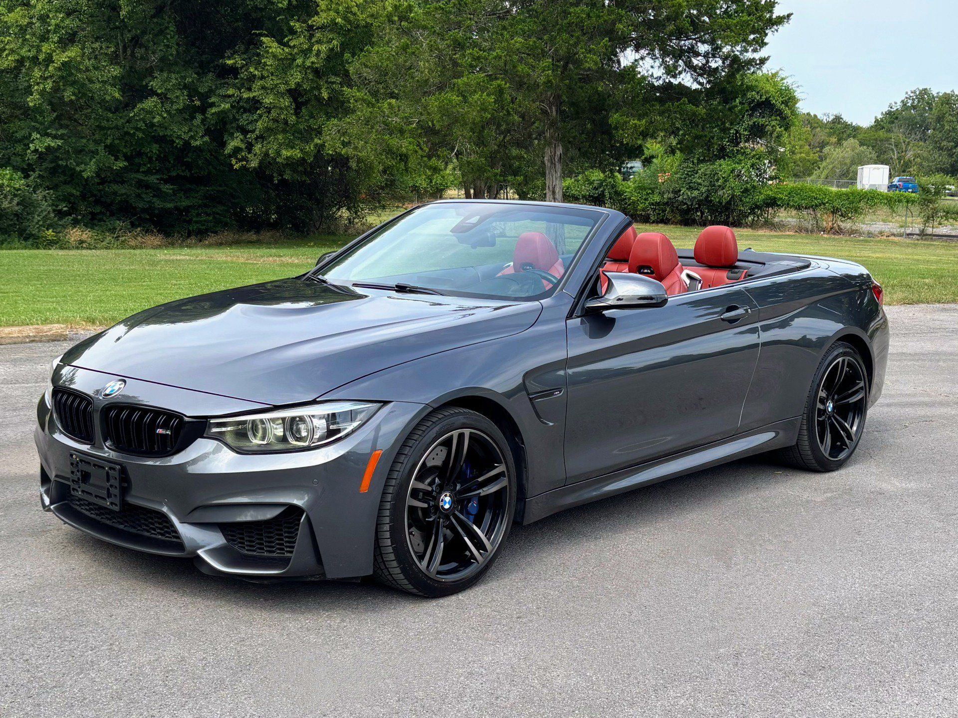 Used 2019 BMW M4 Convertible w/ Competition Package RWD image 2