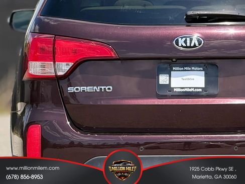 Used 2015 Kia Sorento LX FWD image 13