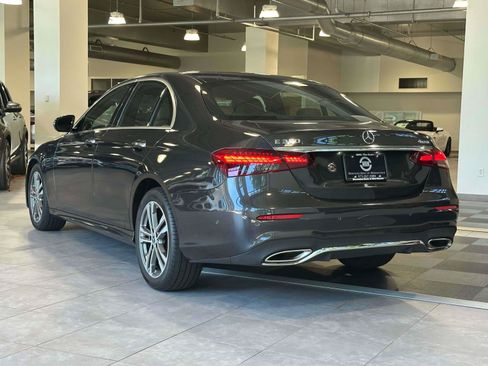 Certified 2022 Mercedes-Benz E 350 4MATIC Sedan image 4