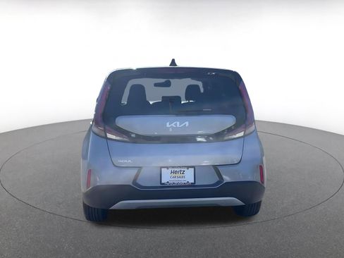 Used 2025 Kia Soul LX w/ LX Technology Package image 11