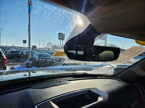 Used 2019 RAM 1500 Laramie image 13