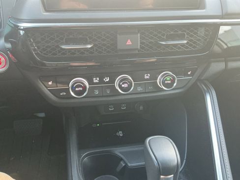 Used 2025 Acura ADX image 21