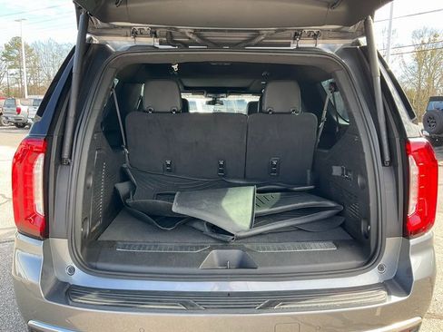 Used 2022 GMC Yukon XL Denali image 19