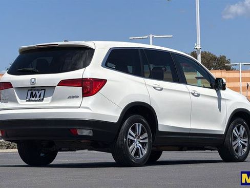 Used 2017 Honda Pilot EX-L image 4