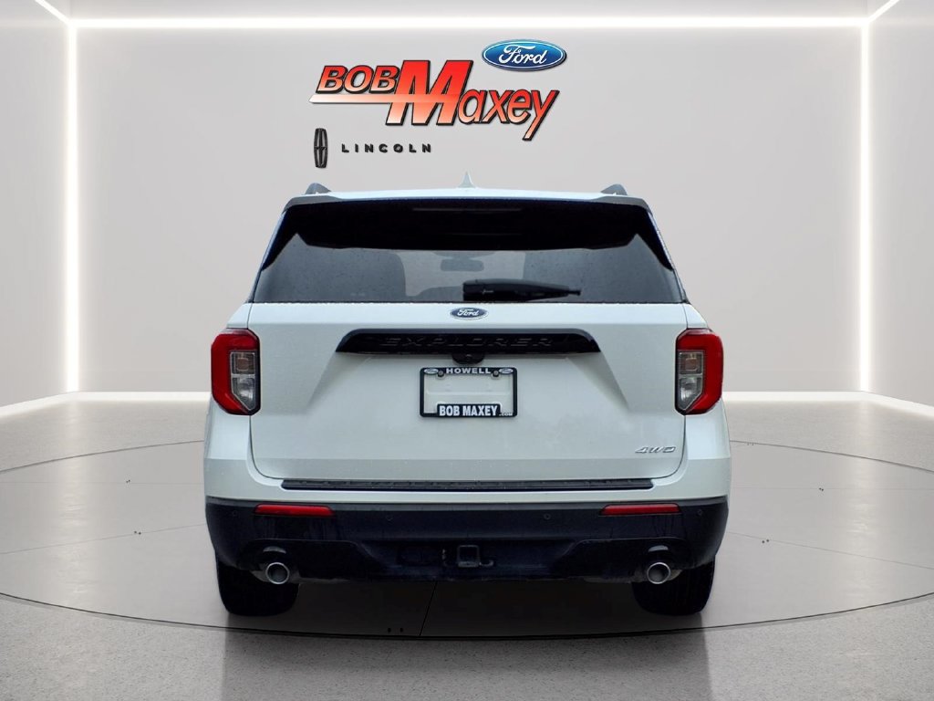 Used 2023 Ford Explorer ST-Line w/ Class IV Trailer Tow Package AWD/4WD image 6