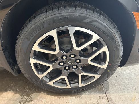 Certified 2023 Chevrolet Blazer RS w/ Driver Confidence II Package image 14