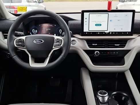 New 2026 Ford Explorer Active w/ Active Comfort Package image 20