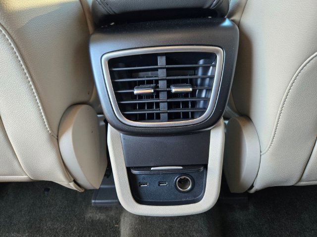 Used 2017 Lincoln MKX Premiere FWD image 9