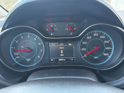 Used 2017 Chevrolet Cruze LT image 26