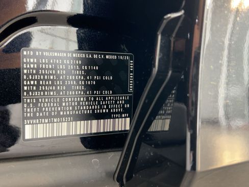 New 2026 Volkswagen Tiguan SE R-Line image 21