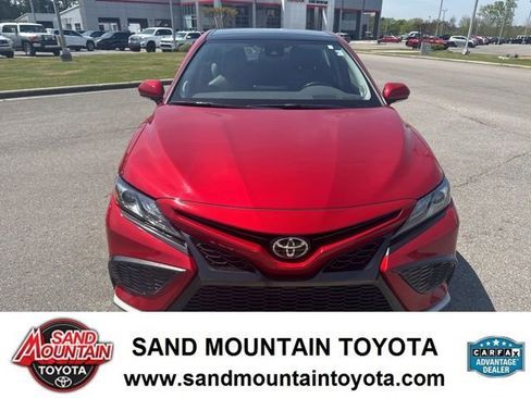 Used 2022 Toyota Camry XSE image 8