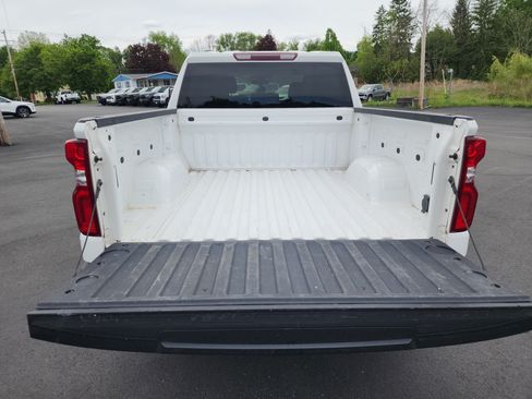 Used 2021 Chevrolet Silverado 1500 Custom AWD/4WD image 27