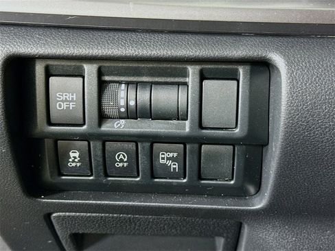 Certified 2021 Subaru Crosstrek 2.5i Limited w/ Moonroof Package 2 image 22