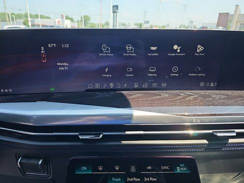 New 2026 Cadillac Escalade IQ Sport 1 w/ LPO, ONYX Package image 22