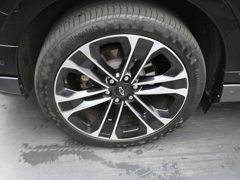 Used 2025 Chevrolet Blazer EV SS w/ Performance Package image 13