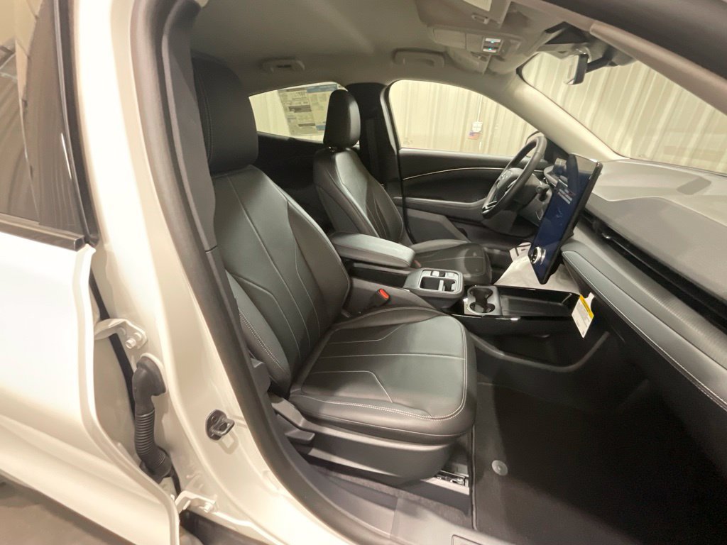Used 2026 Ford Mustang Mach-E Select RWD image 12