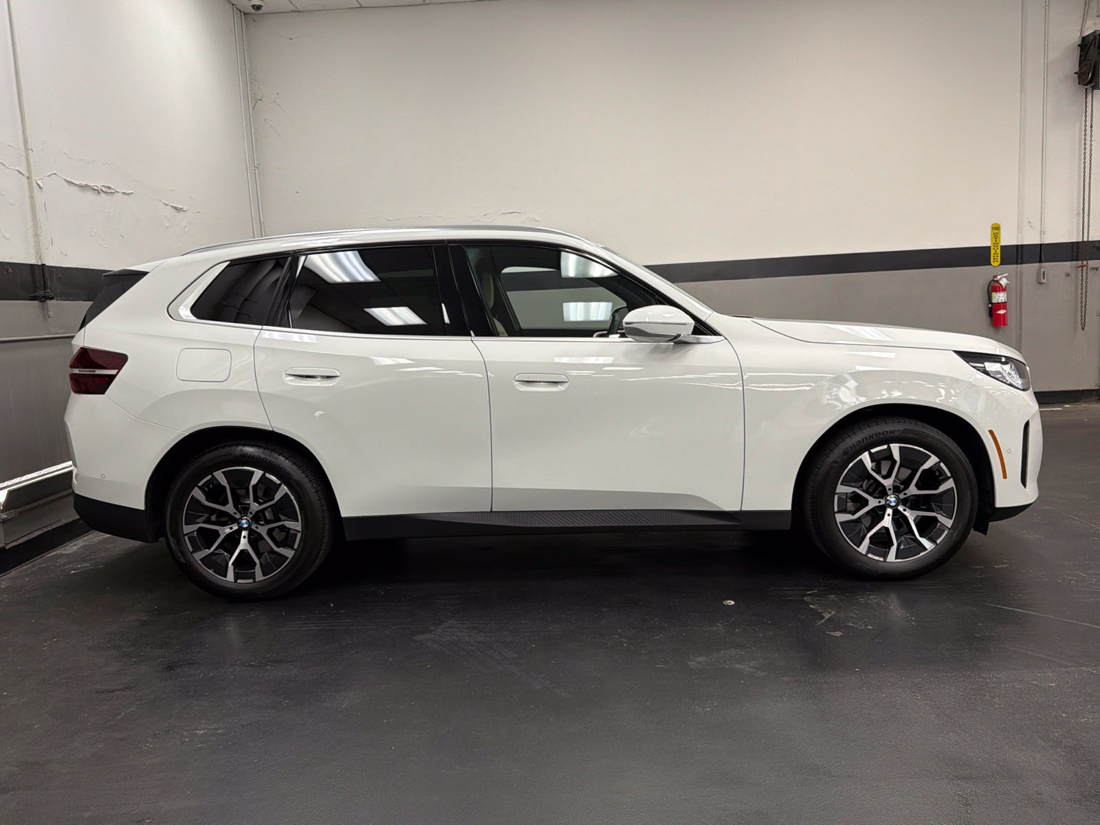 Used 2026 BMW X3 xDrive30i AWD/4WD image 3