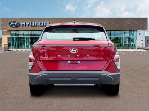 New 2026 Hyundai Kona SE image 6