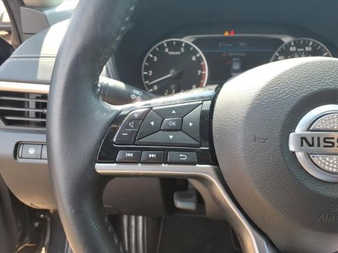 Used 2019 Nissan Altima 2.5 SV image 13