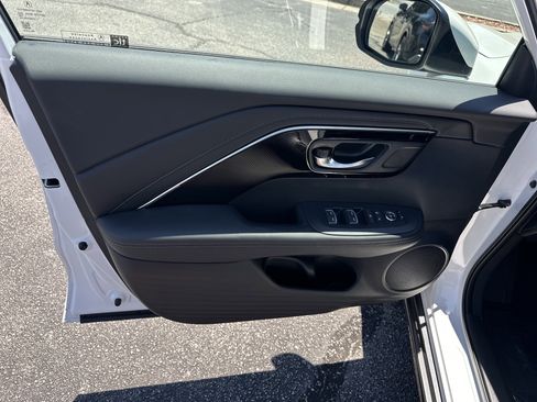 Certified 2025 Acura ADX FWD image 10