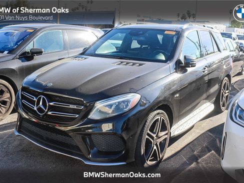 Used 2018 Mercedes-Benz GLE 43 AMG 4MATIC image 2
