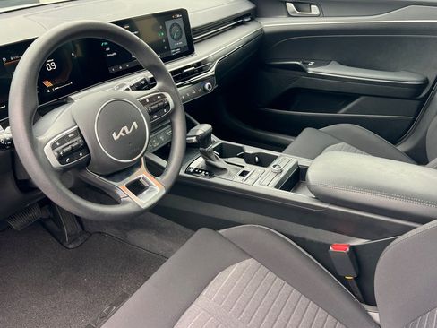 Used 2025 Kia K5 LXS image 10