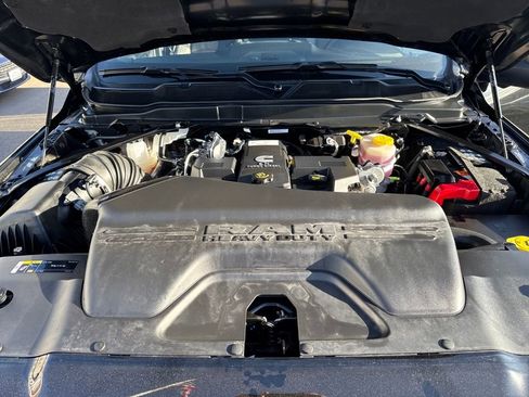 Used 2024 RAM 3500 Laramie w/ Night Edition image 25