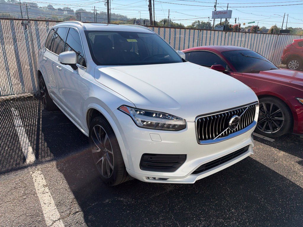 Used 2020 Volvo XC90 T6 Momentum AWD/4WD image 1