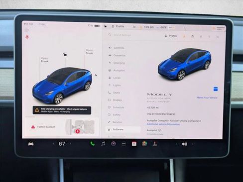 Used 2020 Tesla Model Y Long Range image 12