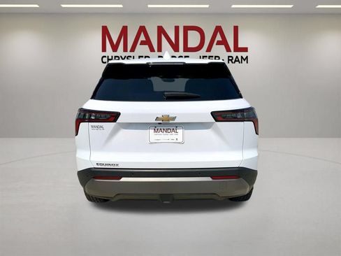 Used 2025 Chevrolet Equinox LT FWD image 6