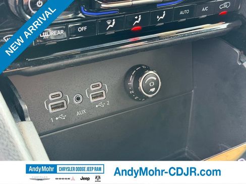 Used 2023 Jeep Grand Cherokee L Overland w/ Rear Seat Video Group I AWD/4WD image 23