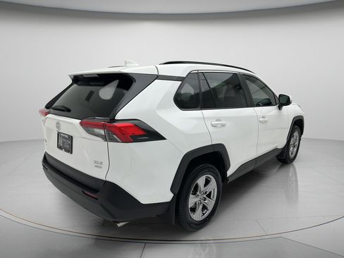 Used 2023 Toyota RAV4 XLE w/ Convenience Package AWD/4WD image 4