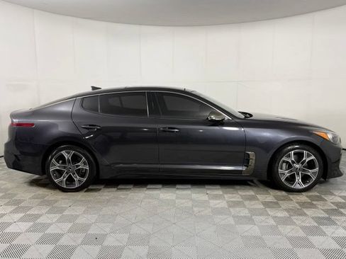 Used 2020 Kia Stinger GT-Line w/ Sun & Sound Package RWD image 8