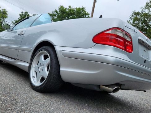 Used 2001 Mercedes-Benz CLK 430 Cabriolet image 4