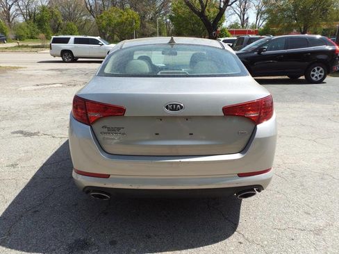 Used 2012 Kia Optima LX image 4