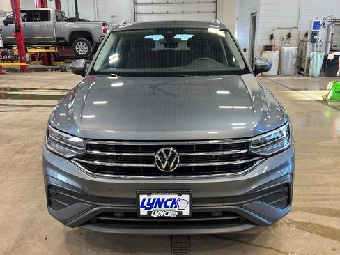 Used 2022 Volkswagen Tiguan SE image 7