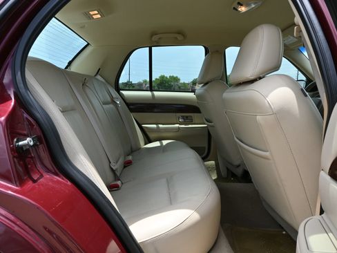 Used 2009 Mercury Grand Marquis LS RWD image 23