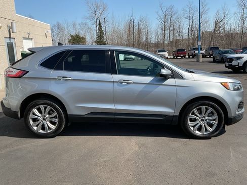 Used 2023 Ford Edge Titanium AWD/4WD image 4
