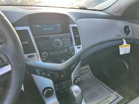 Used 2012 Chevrolet Cruze LT w/ All-Star Edition image 5