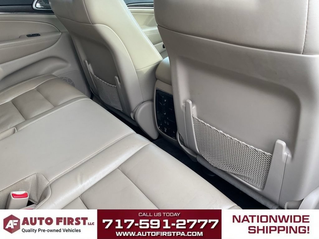 Used 2018 Jeep Grand Cherokee Limited AWD/4WD image 13