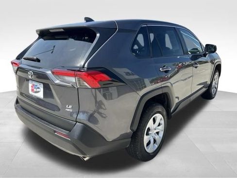 Used 2023 Toyota RAV4 LE AWD/4WD image 9