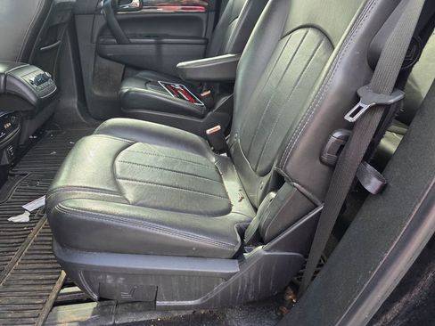 Used 2016 Buick Enclave Premium w/ Experience Buick Package FWD image 12