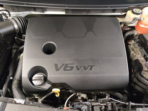 Used 2019 Chevrolet Traverse LS FWD image 30