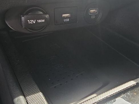 Certified 2023 Hyundai Elantra Limited FWD image 20