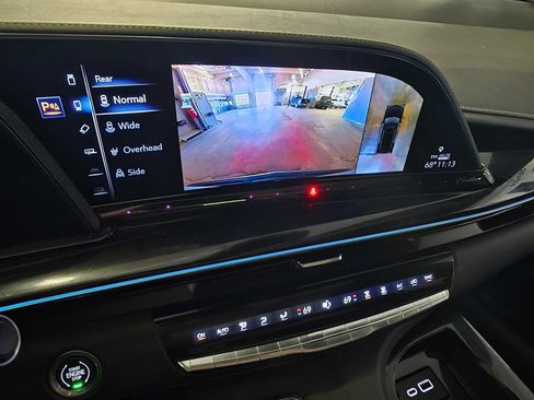 Certified 2023 Cadillac Escalade Sport AWD/4WD image 28