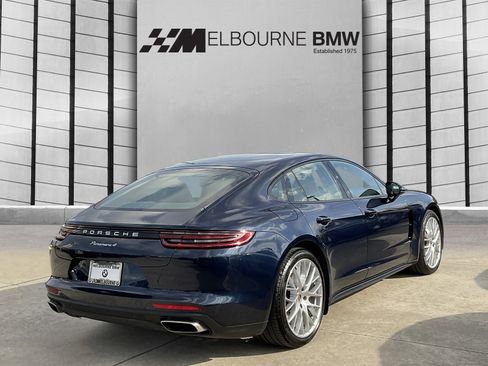 Used 2019 Porsche Panamera 4 image 4