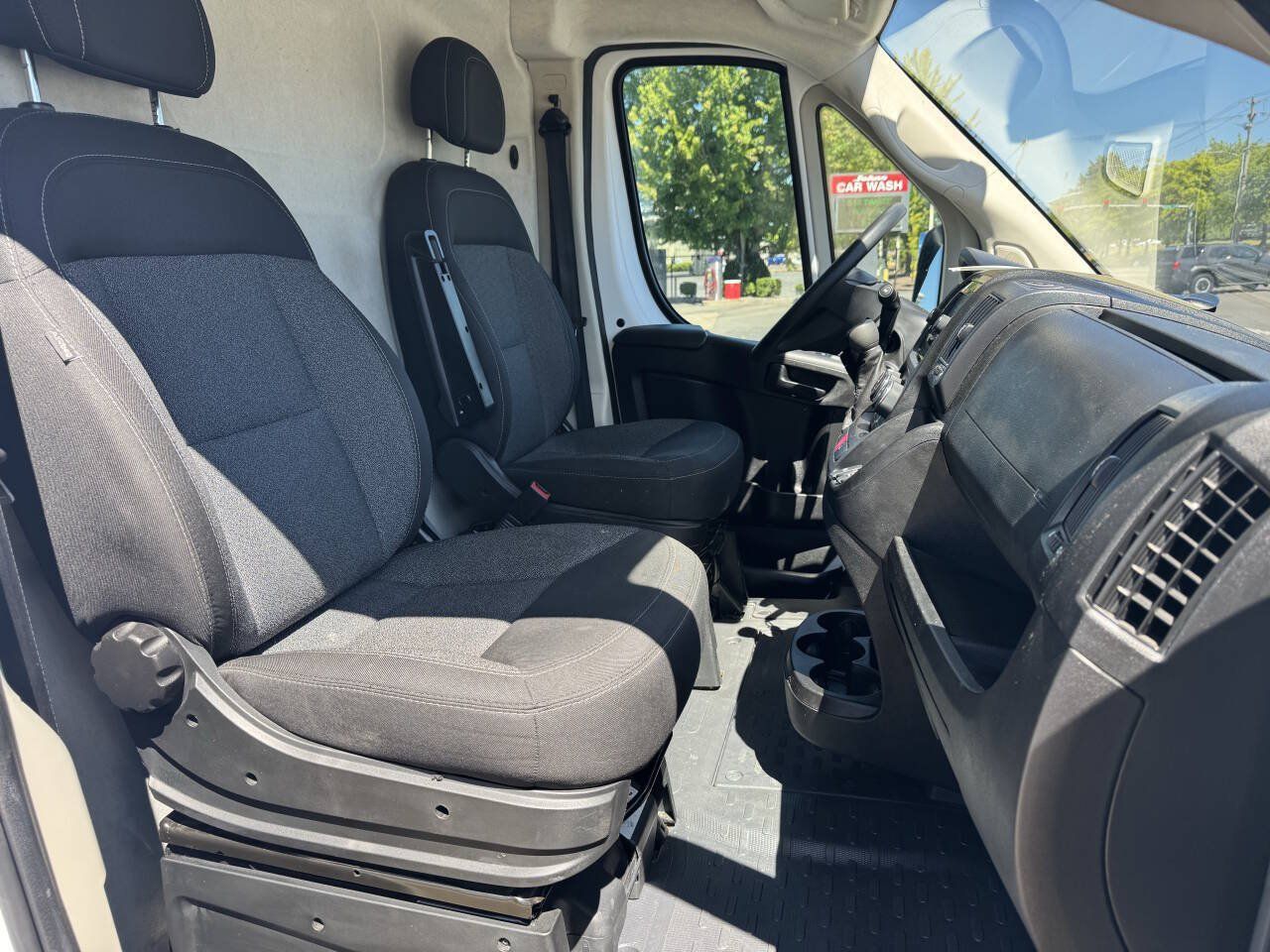 Used 2019 RAM ProMaster 2500 FWD image 13